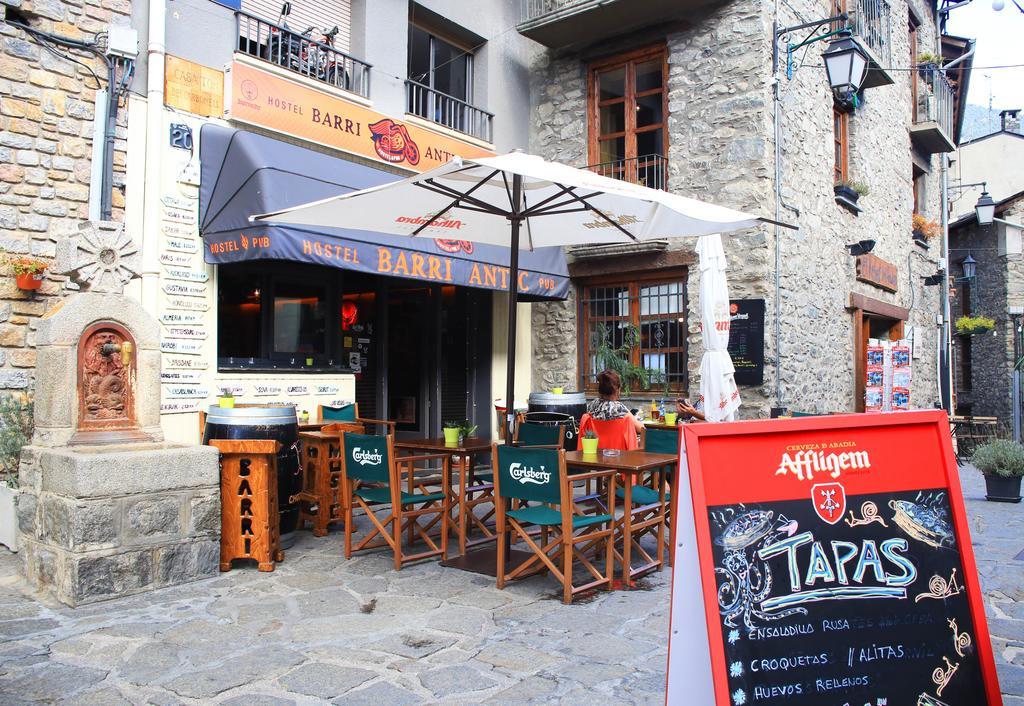 Barri Antic Hostel & Pub Andorra la Vieja Exterior foto